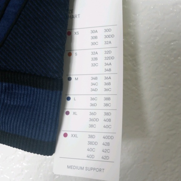 3 For $25-All In Motion- Seamless Razorback bra - Picture 5 of 6